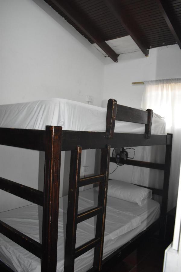 Esmed Hostel Medellín Esterno foto